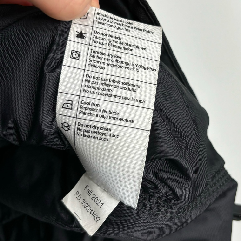 Carhartt Women's Black Hooded Jacket - Picture 13 of 14